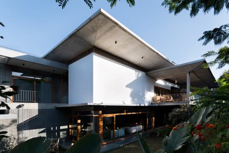 House of Canopies